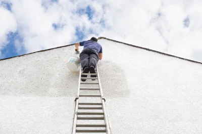 Peinture extérieure à Laugnac — façades et ravalement